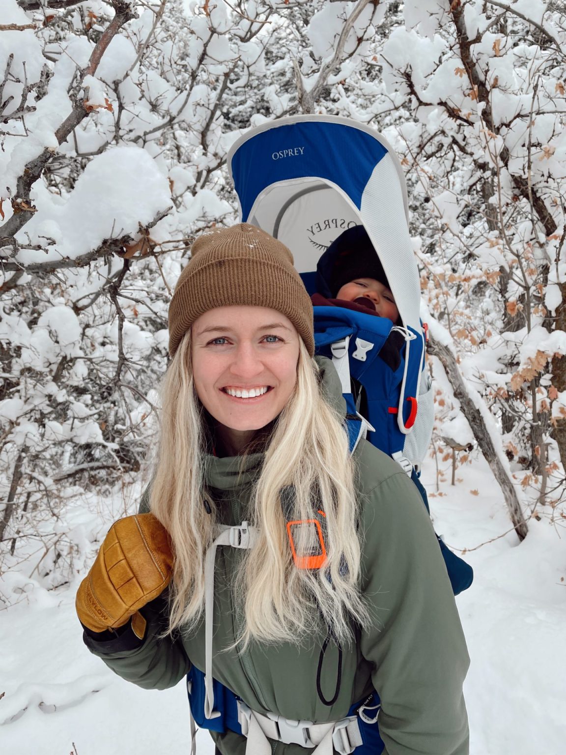 What to Wear Hiking in the Winter: Women Edition