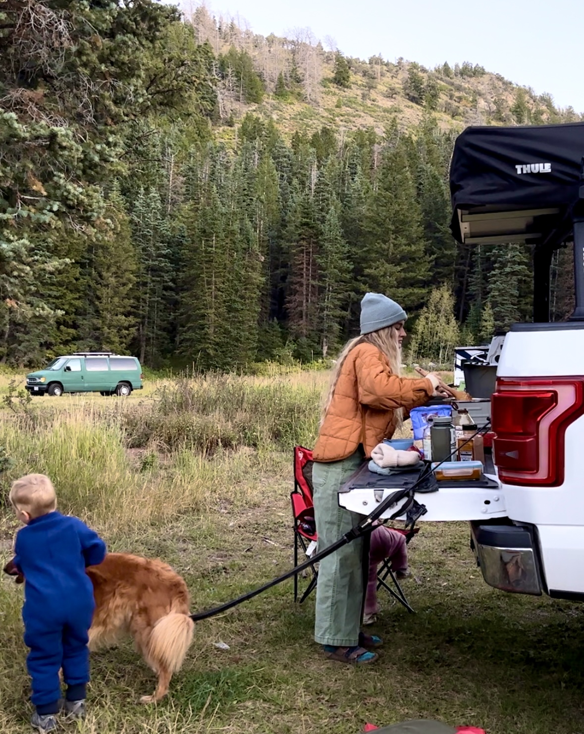 10 Easy Dinner Meals for Camping with Kids - Hailey Outside