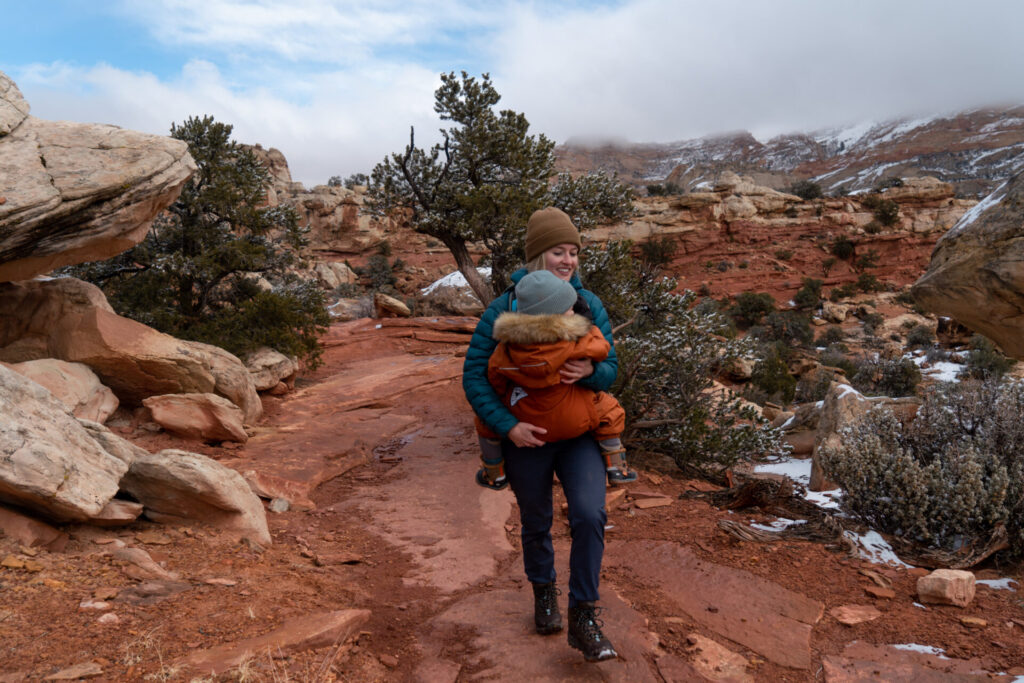 5 best Capitol Reef Hikes cassidy arch